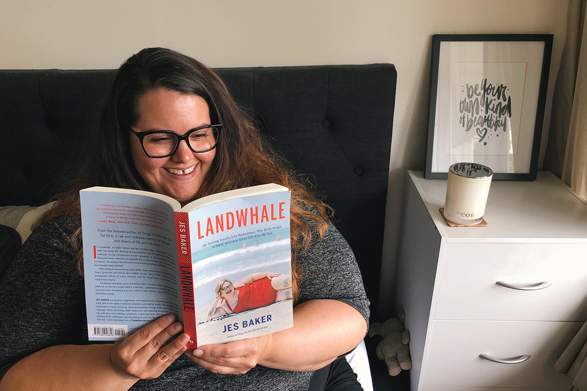 New Zealand plus size blogger Meagan Kerr reads Landwhale by Jes Baker