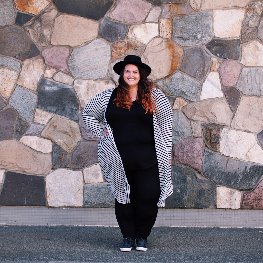 New Zealand plus size fashion blogger Meagan Kerr wears 17 Sundays Striped Duster Coat