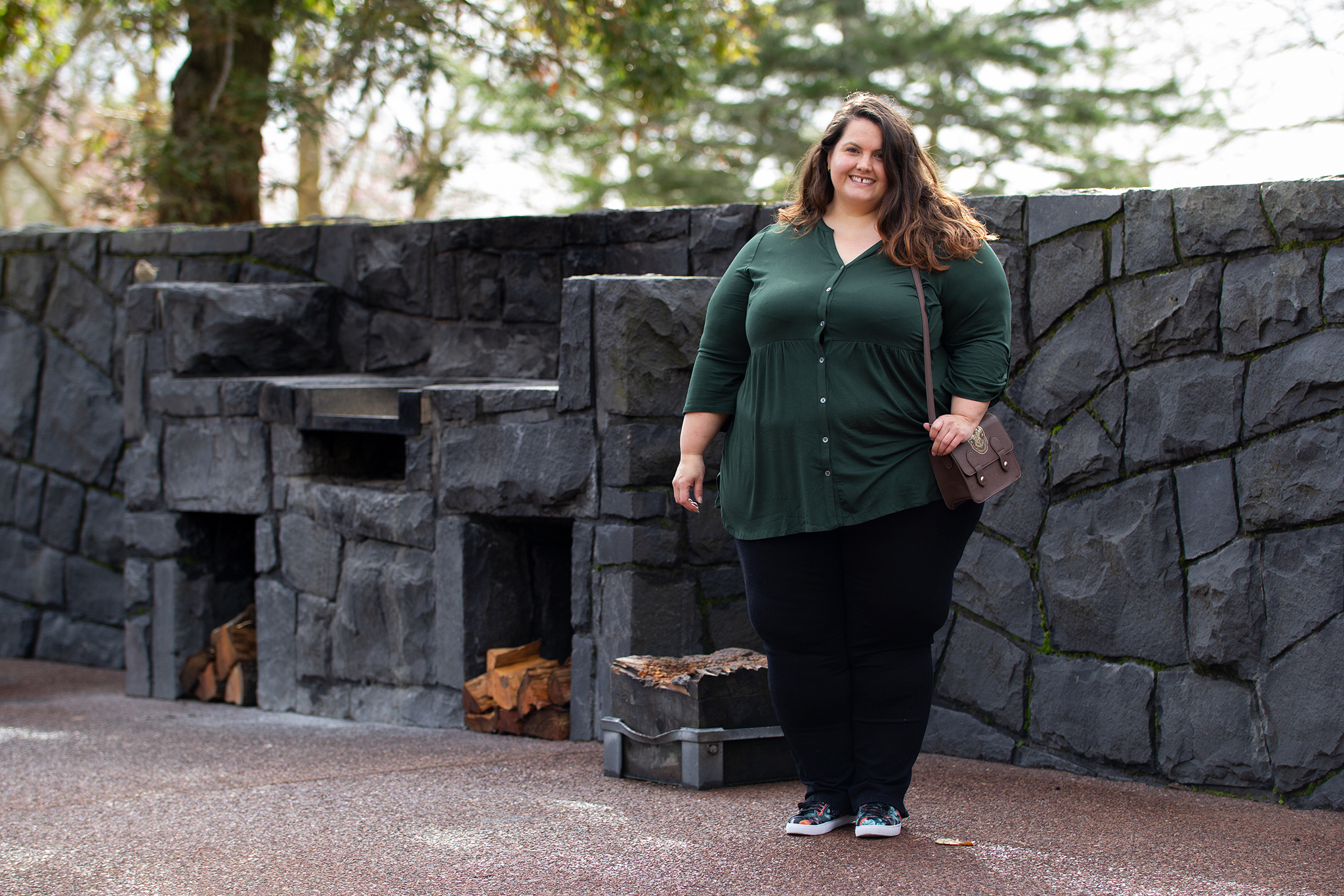 New Zealand plus size fashion blogger Meagan Kerr wears Gathered Waist Tunic from Autograph, Straight Leg Pull On Jeans from Autograph and Sara Wide Fit Brackley Sneaker from EziBuy with Hogwarts Satchel Bag from Typo