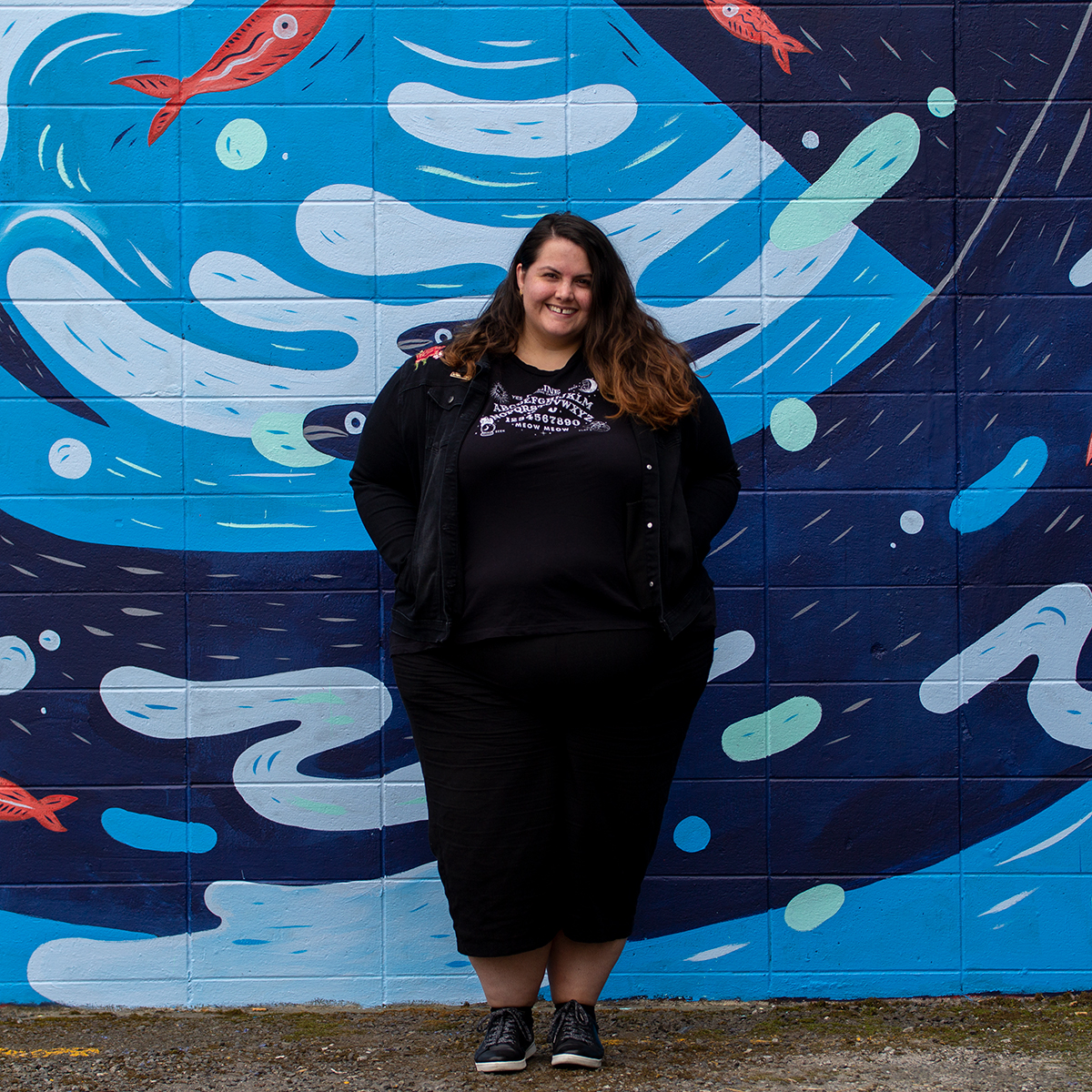 New Zealand plus size fashion blogger Meagan Kerr wears ModCloth Meow Spirit Board Graphic Tee, K&K Embroidered Denim Jacket, Kmart Linen Blend Culottes and Ziera Danni Sneakers
