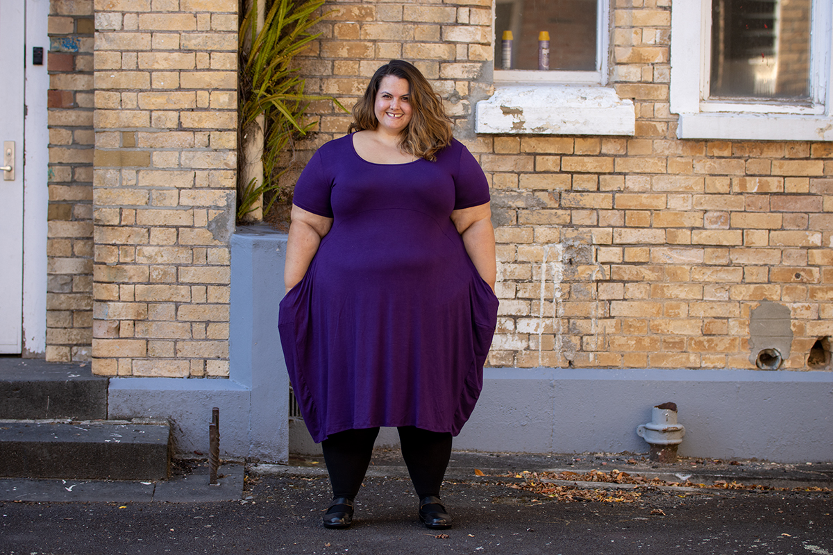New Zealand plus size blogger Meagan Kerr wears SWAK Designs Celia Pocket Dress, Snag Tights 80 denier black stockings and Ziera Shoes Abby Shoes